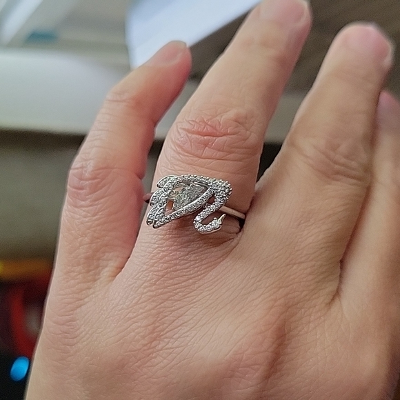 Swarovski swan bracelet and ring SET - Picture 2 of 9